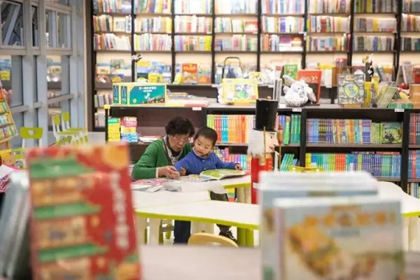 中關村圖書大廈重張開業，讀者贊嘆書店變美變潮變年輕了！