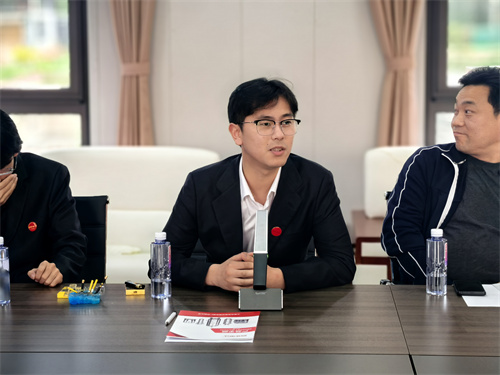 百年申江接班人 周世昊.jpg